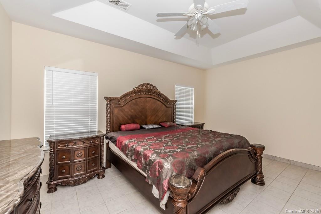 Fairfax Woods - Residential