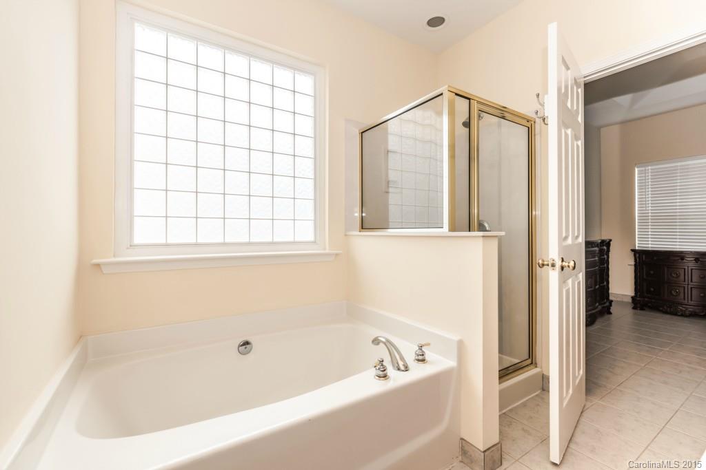 Fairfax Woods - Residential