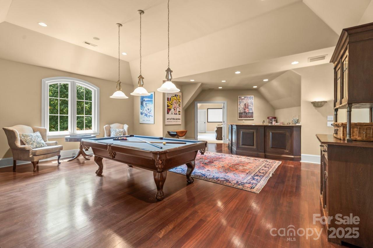 Maple Grove - Residential