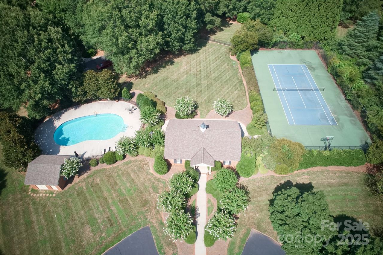 Maple Grove - Residential