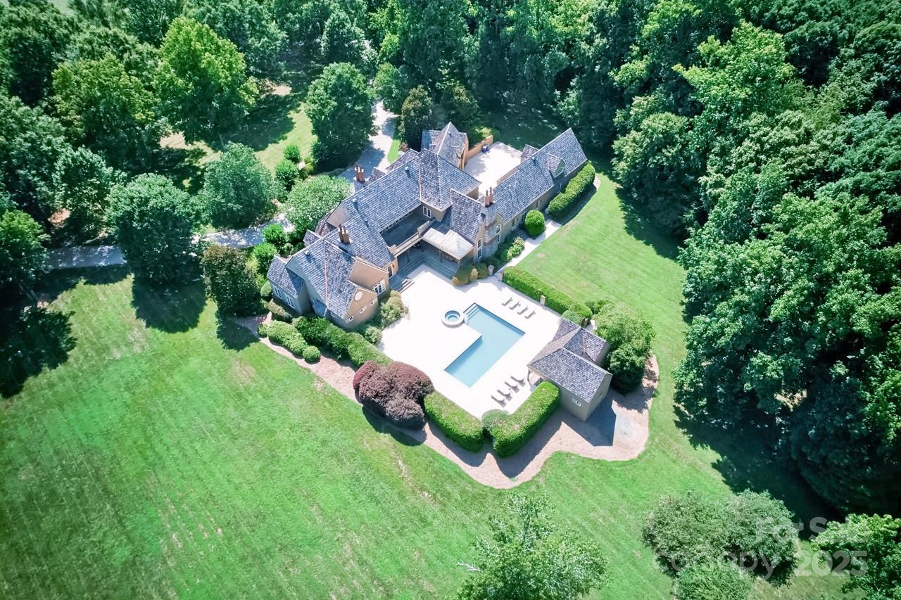 Maple Grove - Residential