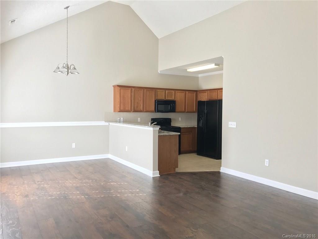 Hoover Circle - Residential