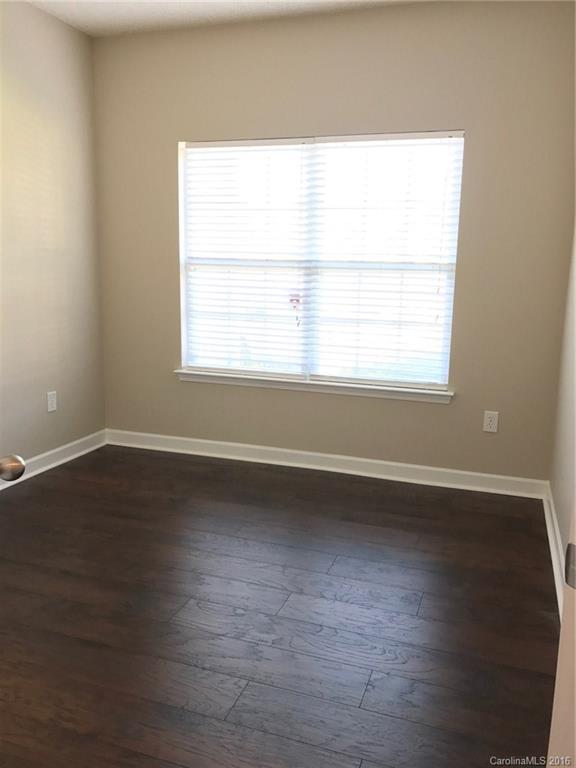 Hoover Circle - Residential
