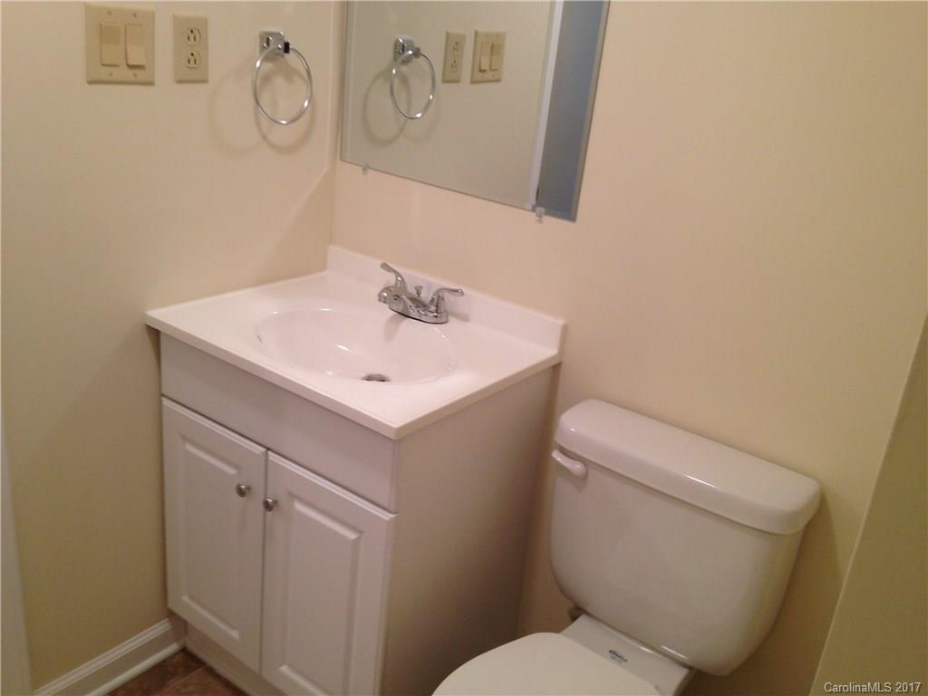 Sharon Lakes - Residential Lease