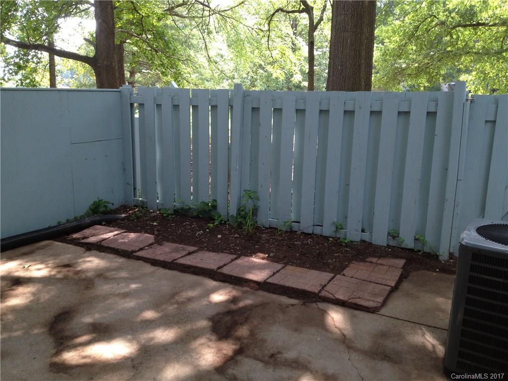 Sharon Lakes - Residential Lease