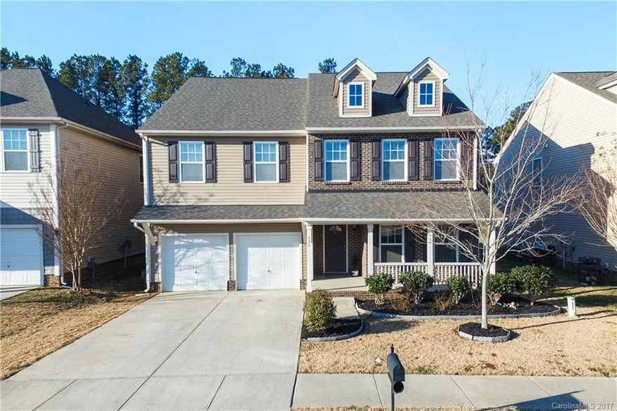 Come take a look at this large 4 bdr/2.5 ba home with more space than you know what to do with!  The main floor has a formal sitting area, dining room with trayed ceiling, and large family area with see-thru fireplace.  The kitchen has granite counter tops, a bar, breakfast area, and another sitting area.  The upstairs has a large loft space, a 2nd floor laundry room, and bedrooms with walk-in closets.  The spacious master suite has a large closet, granite counter top and garden tub in bath.