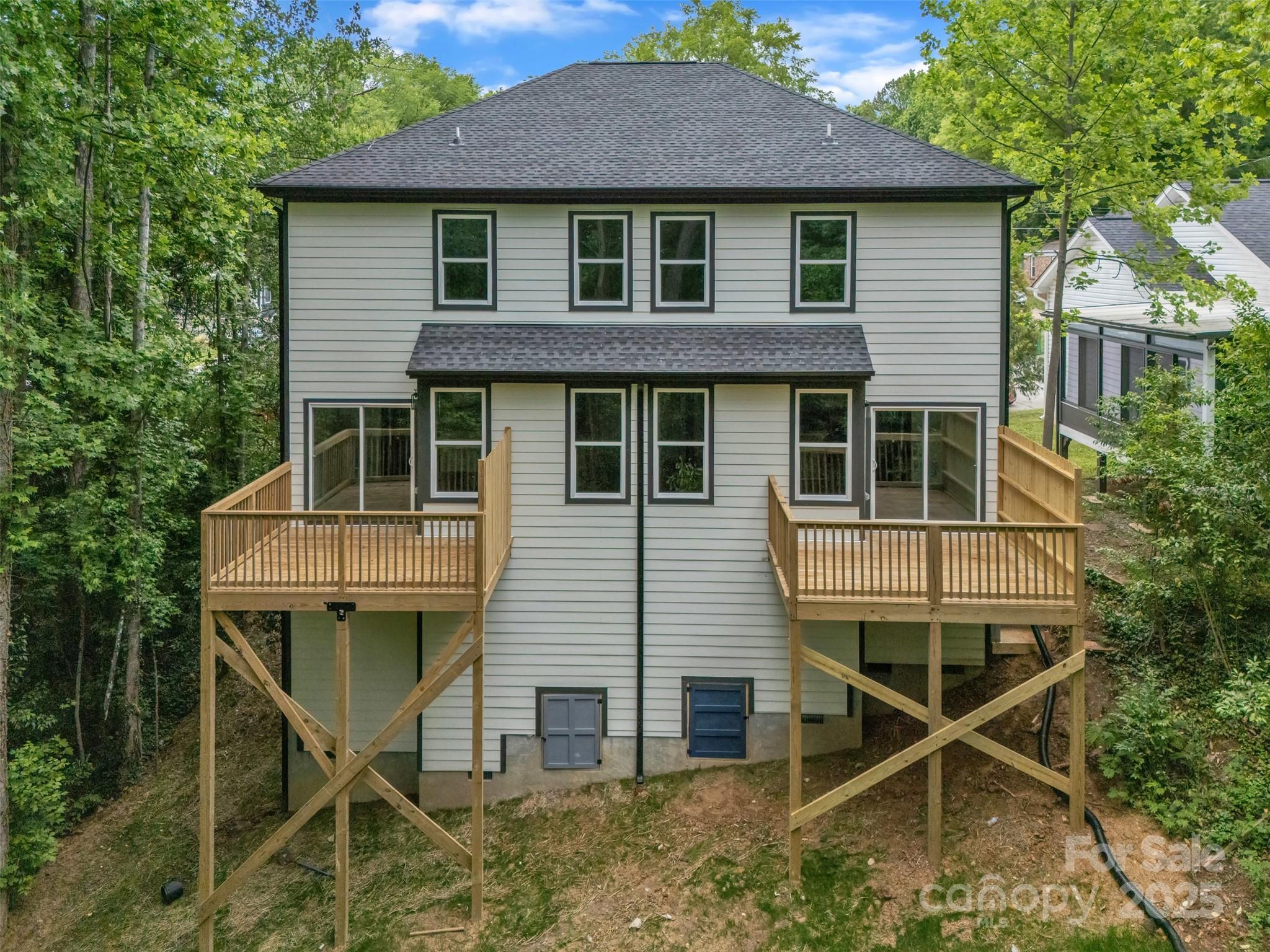 1935 St Mark Street