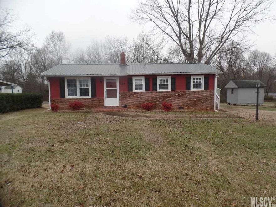 Adorable 2 br/1ba home located conveniently to downtown Newton.  3rd room that could be used as a den or bedroom (no closet).  Currently has gas heat and a large window a/c unit. Large backyard with wooded area! Great for pets! Bring all offers!