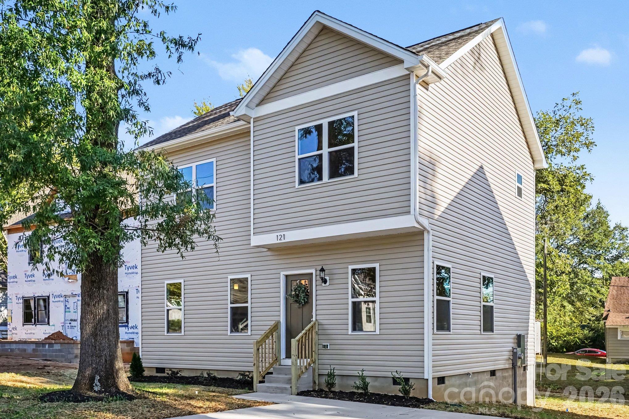 121 Buffalo Avenue NW