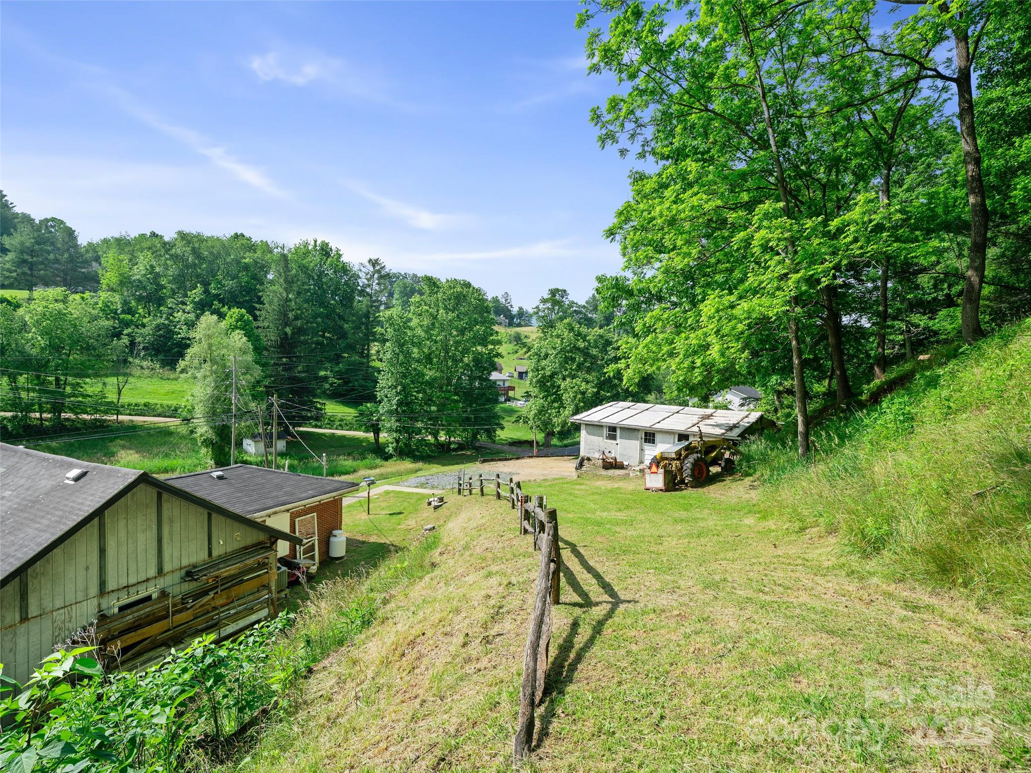 1029 Jacks Creek Road