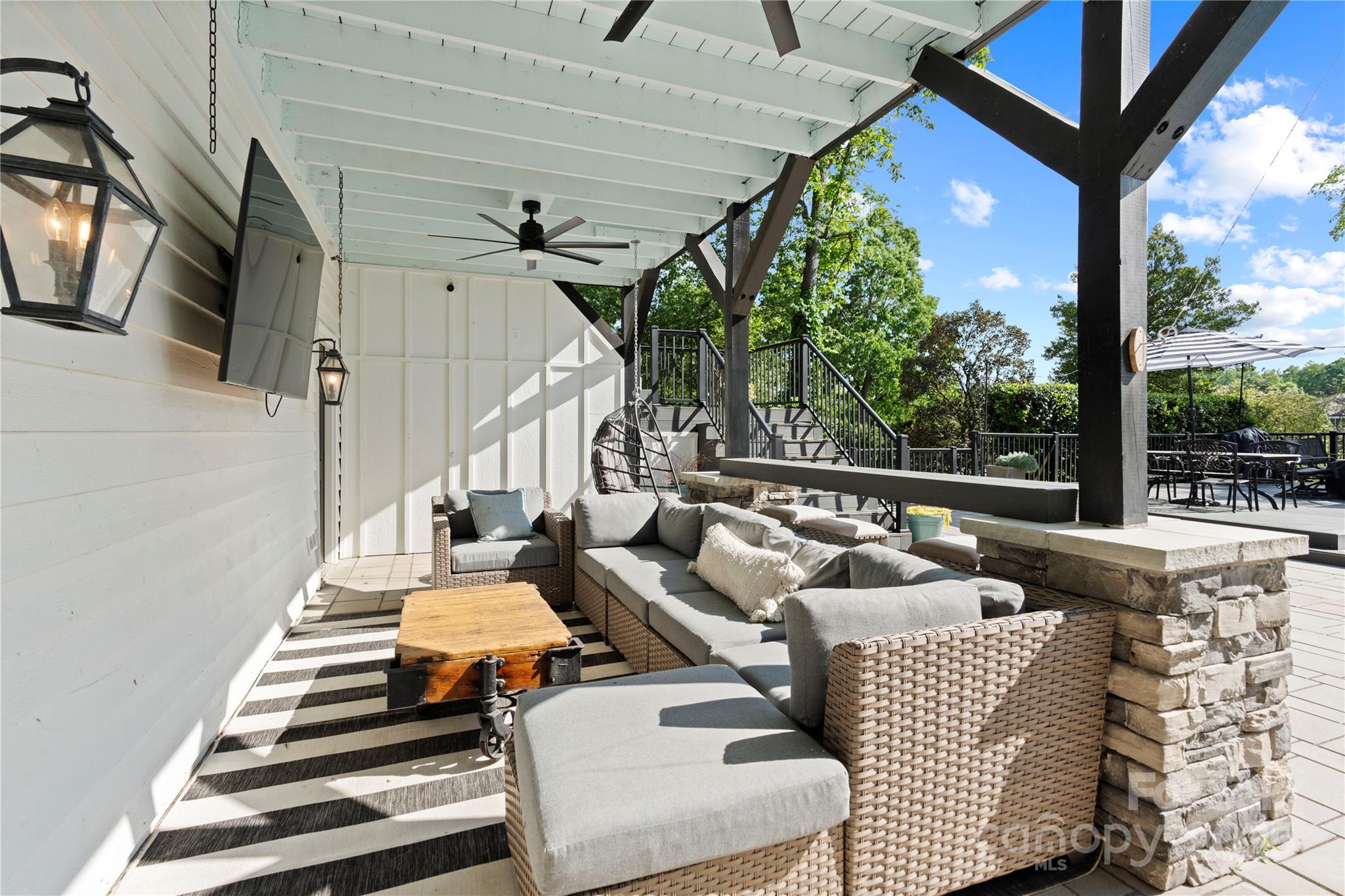 Lakegrove - Residential