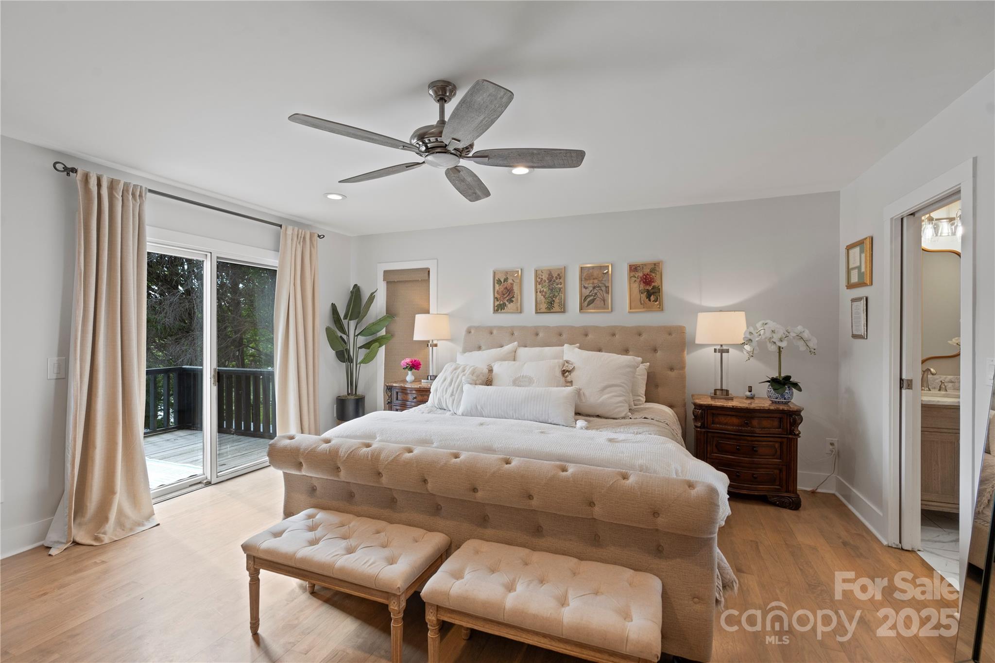 Lakegrove - Residential