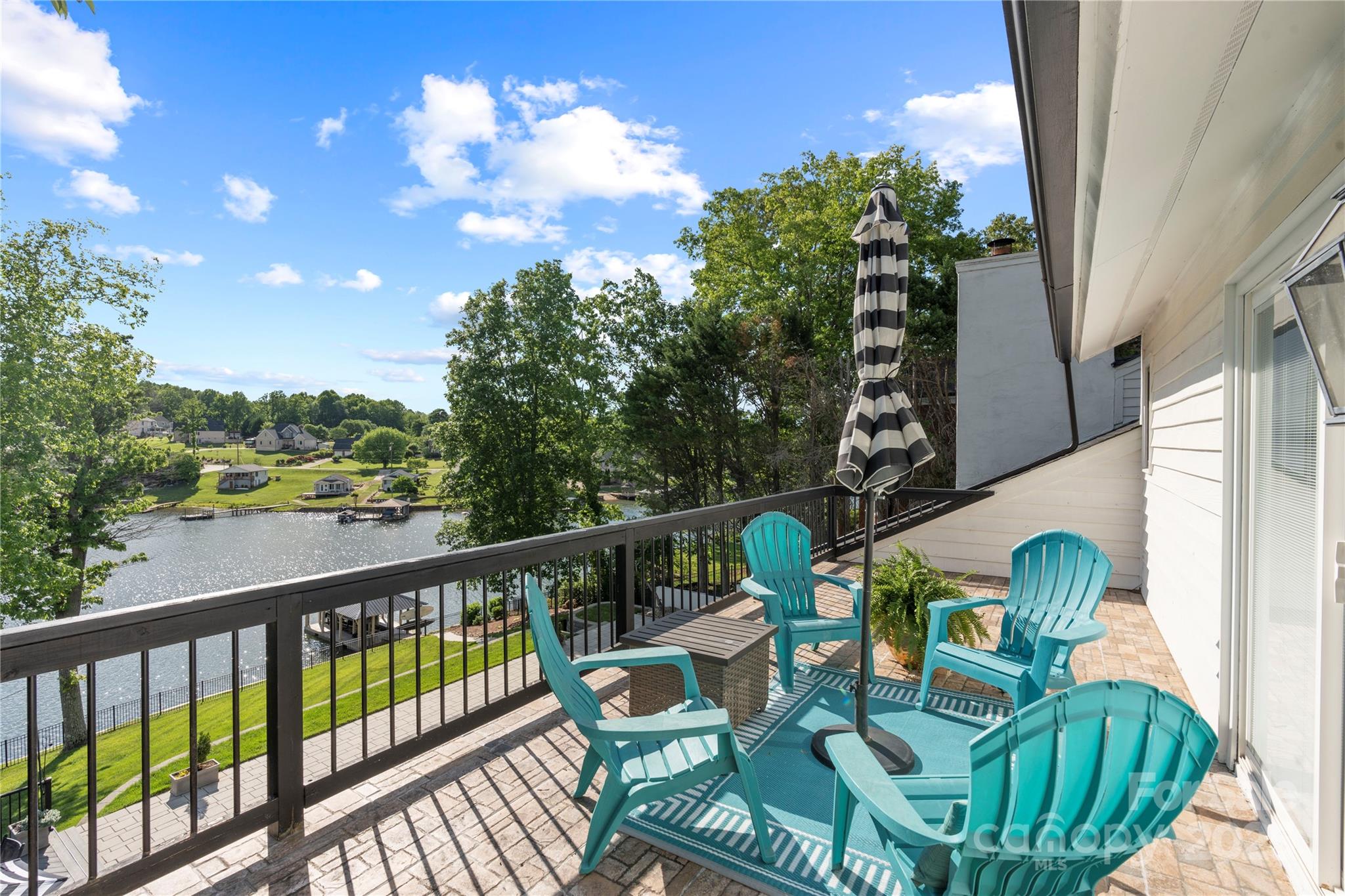 Lakegrove - Residential