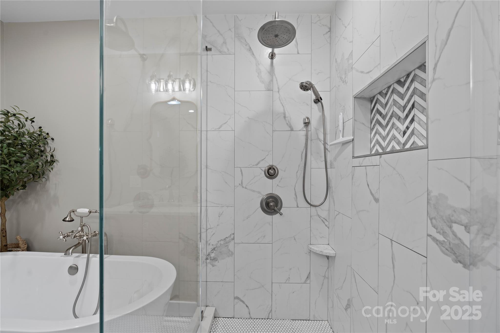 Lakegrove - Residential