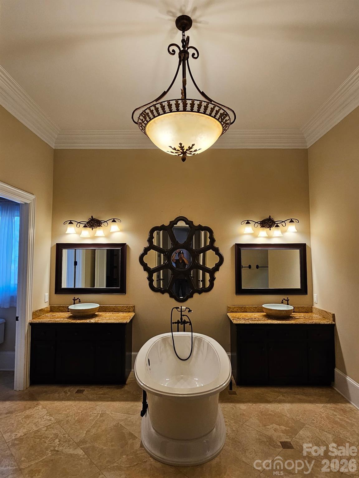 9222 Woodhall Lake Drive