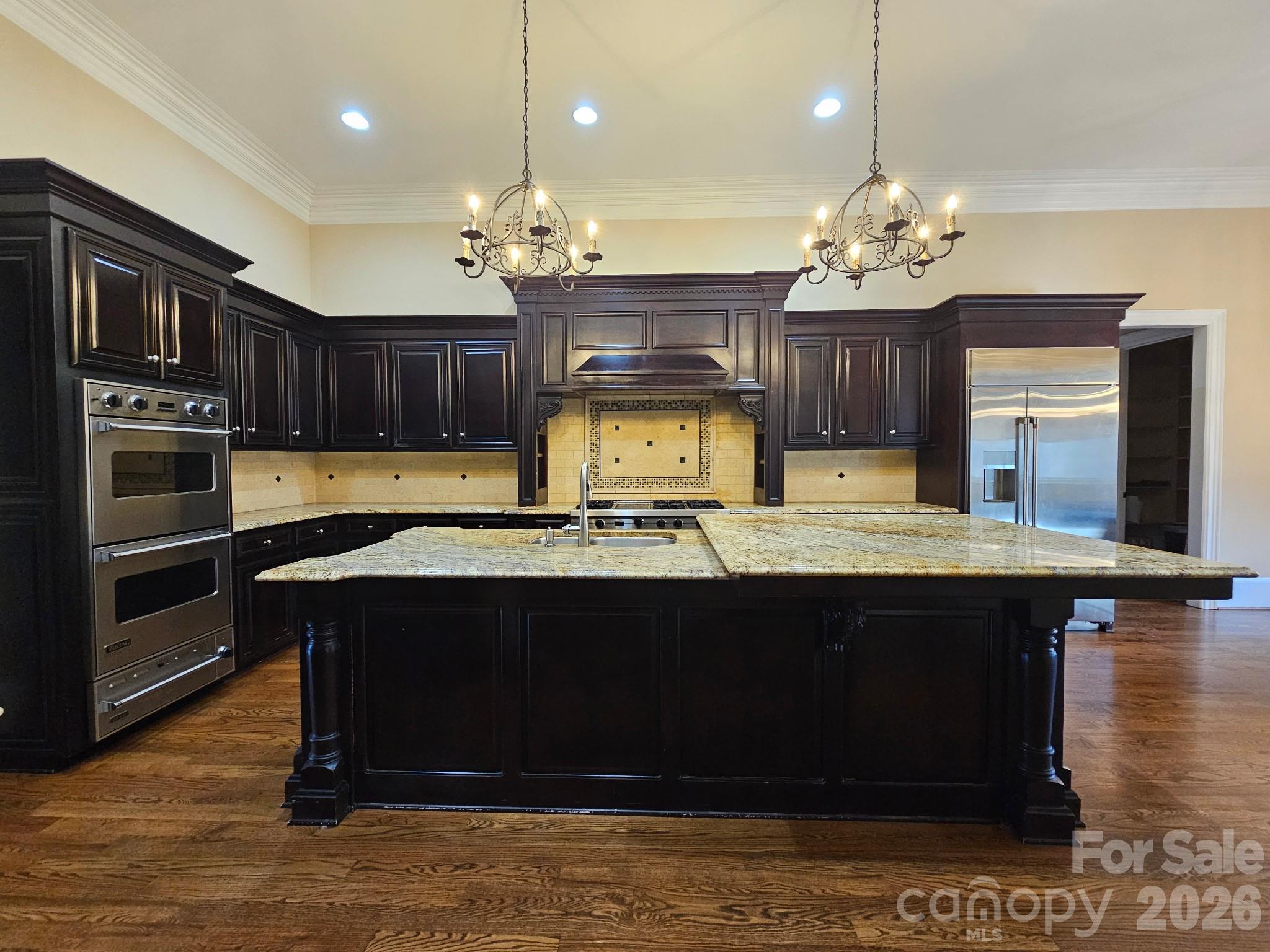 9222 Woodhall Lake Drive