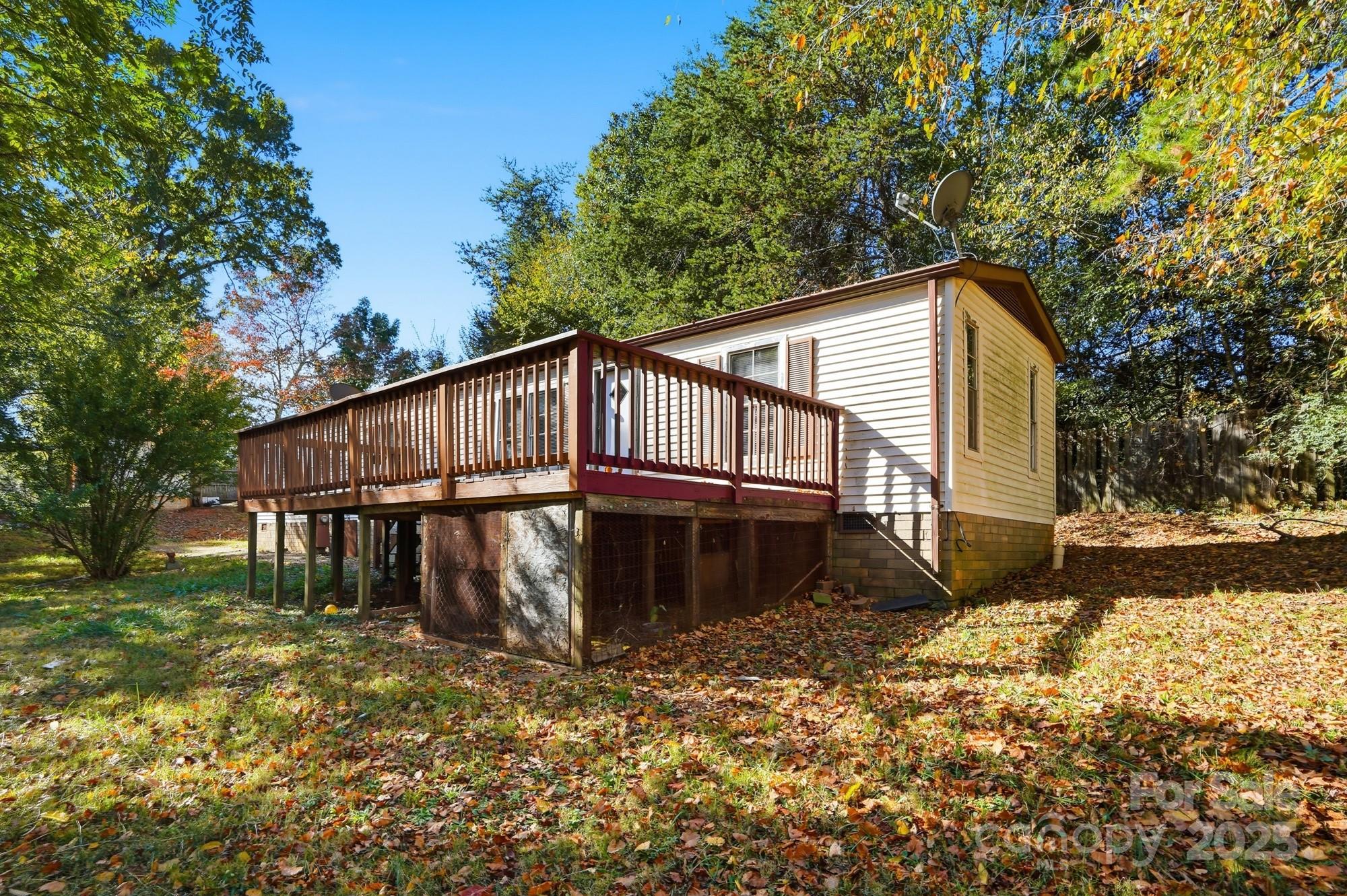 115 Red Bud Place NW