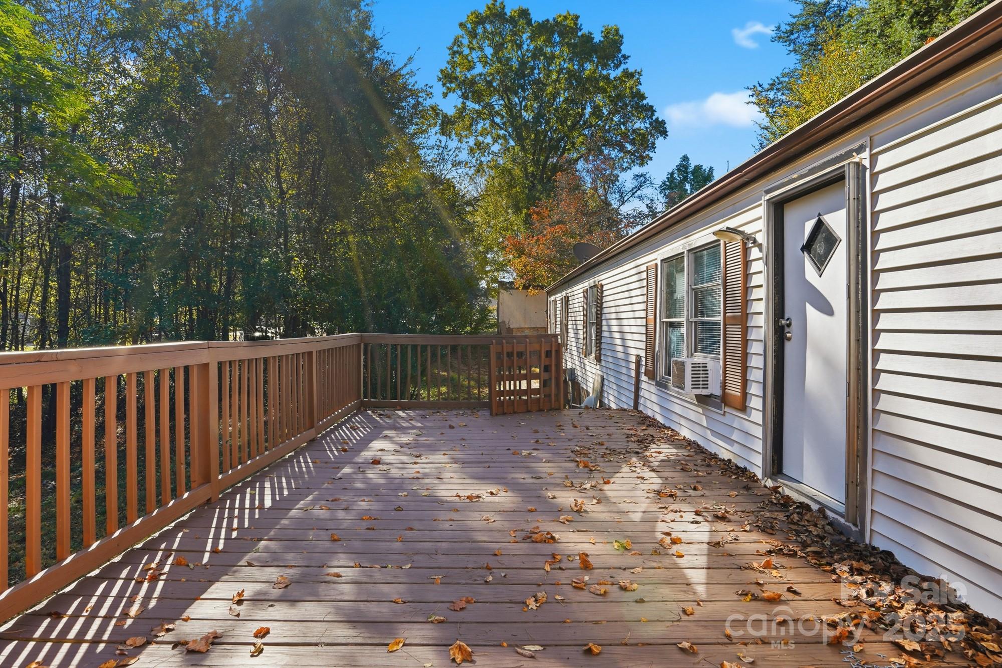 115 Red Bud Place NW