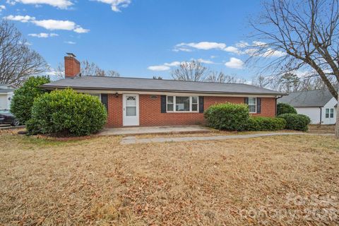 Photo of 213 Crowell Avenue, Albemarle, NC 28001 (MLS # 4334254)