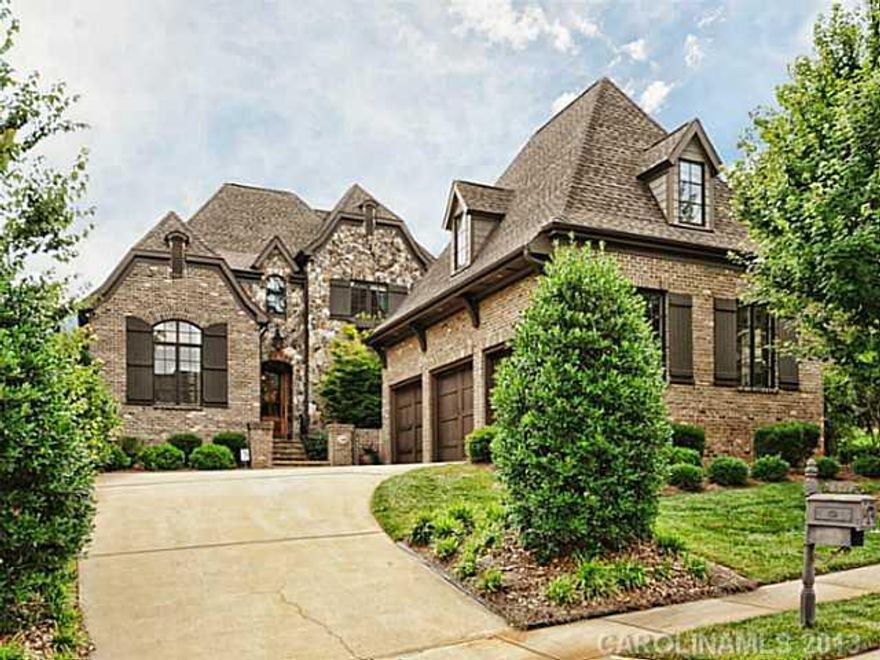 Beautiful European style custom home. MBR on main level with beamed ceilings in large den. Gourmet kitchen, gorgeous mill work. Covered terrace overlooks a beautiful backyard with oversized hot tub and an English garden feel. Cul-de-sac street. 3-car garage & convenient to SouthPark and the Arboretum.