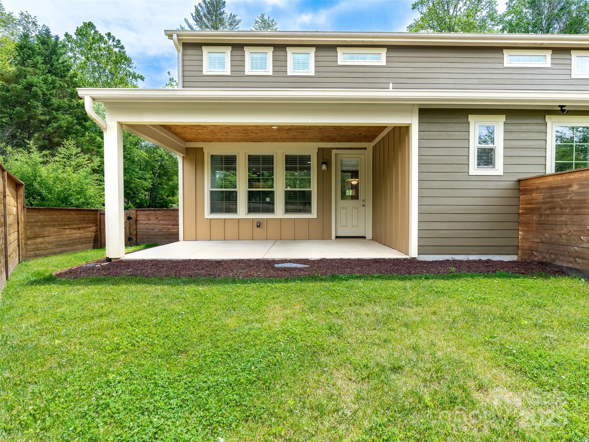 572 Sweet Birch Park Lane