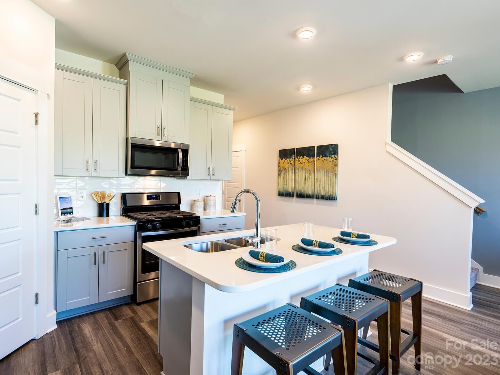 Georgetown Crossing - Residential