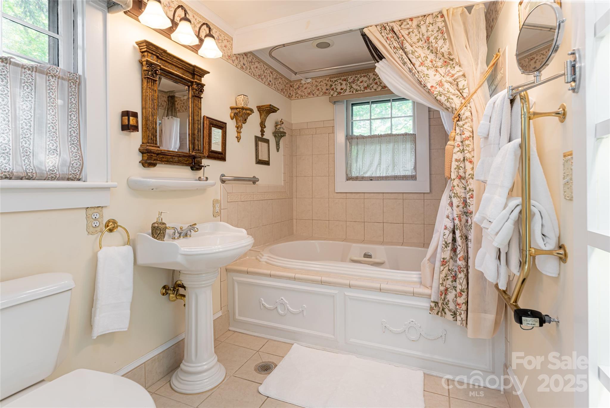 Montford - Residential