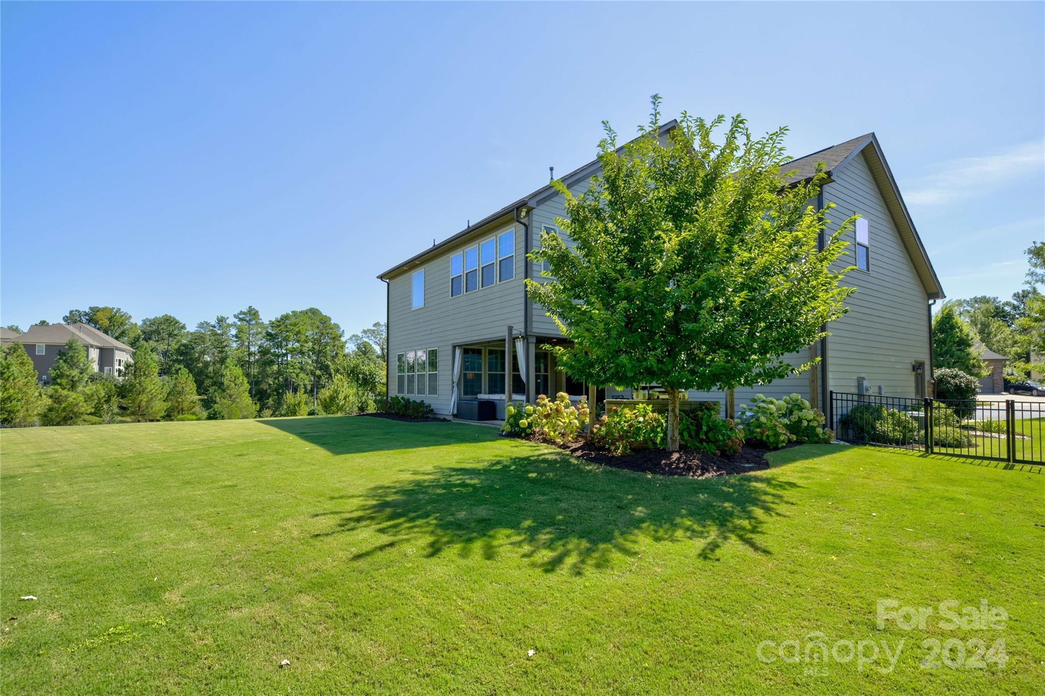 The Palisades - Residential