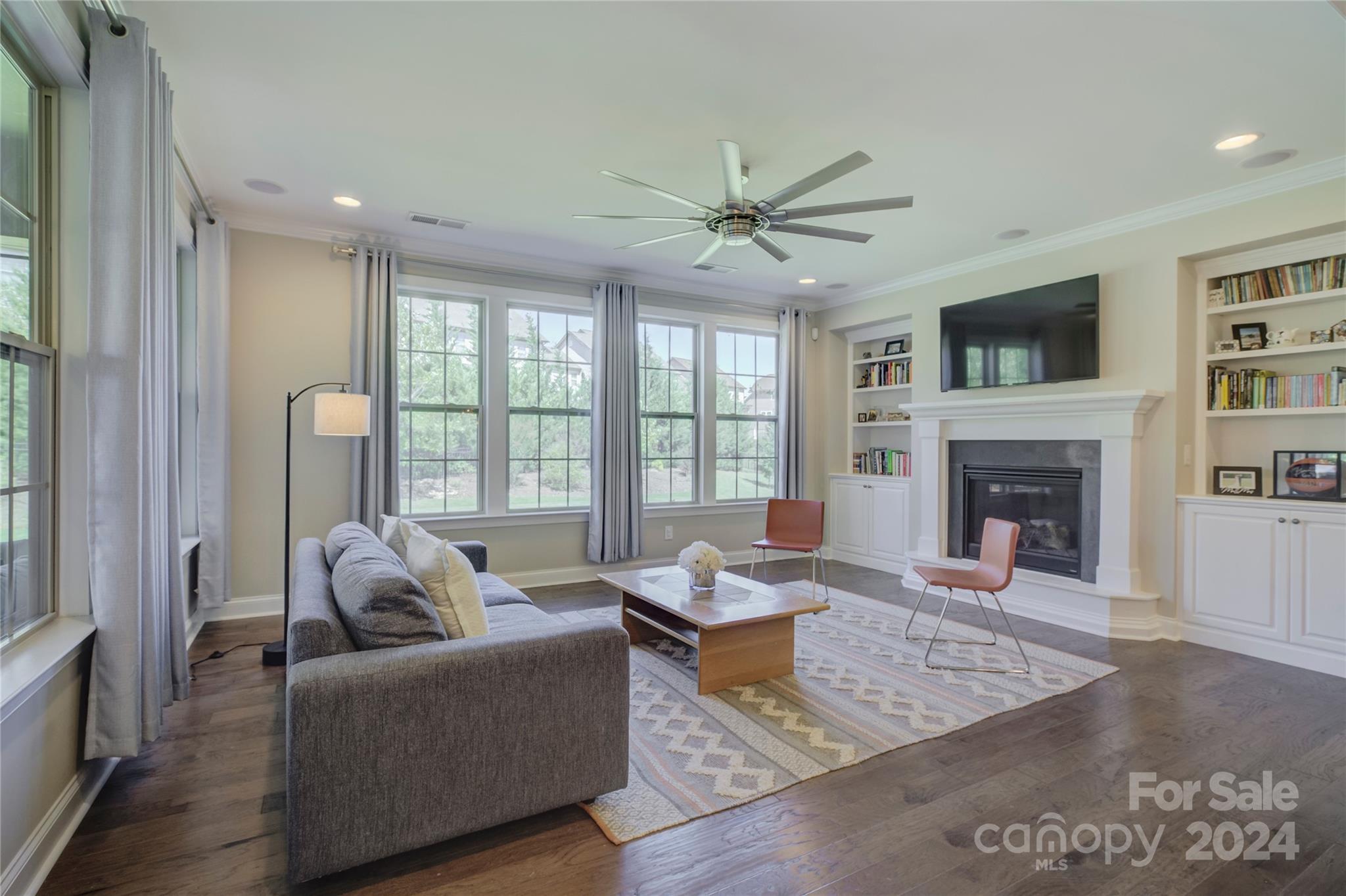 The Palisades - Residential