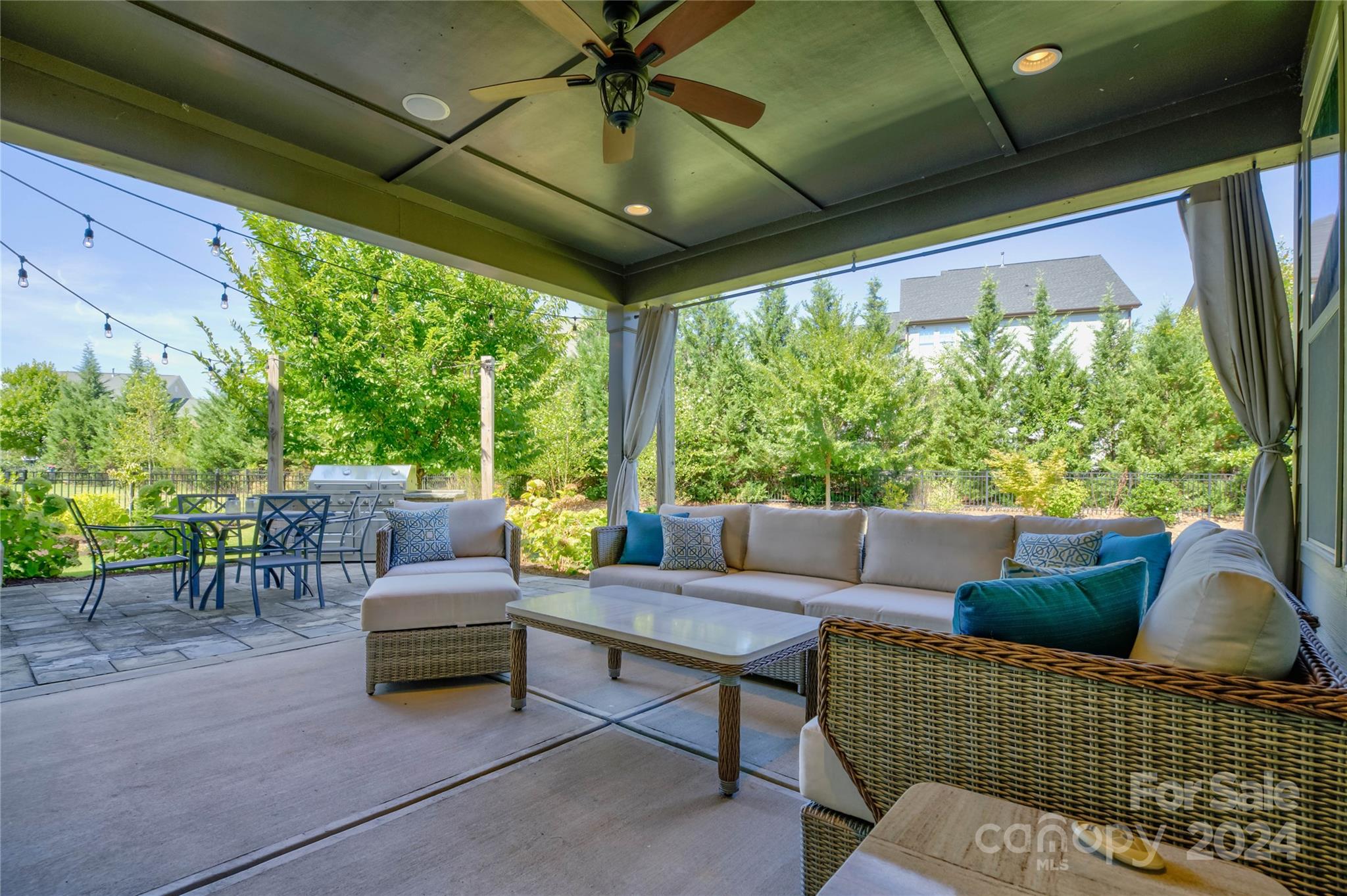 The Palisades - Residential