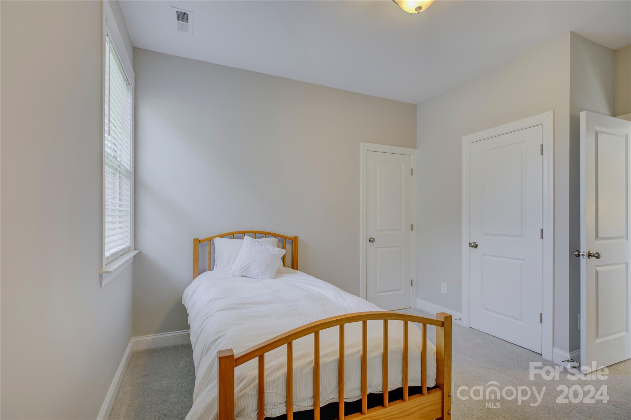 The Palisades - Residential