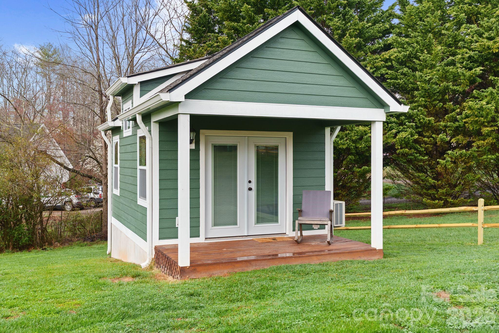 Breton Ridge - Residential