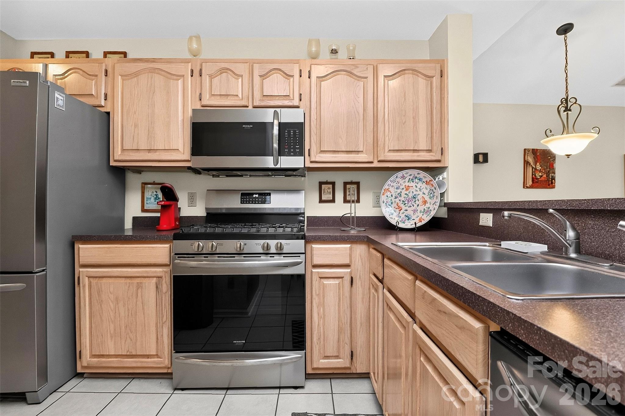 763 Southwest Drive 14