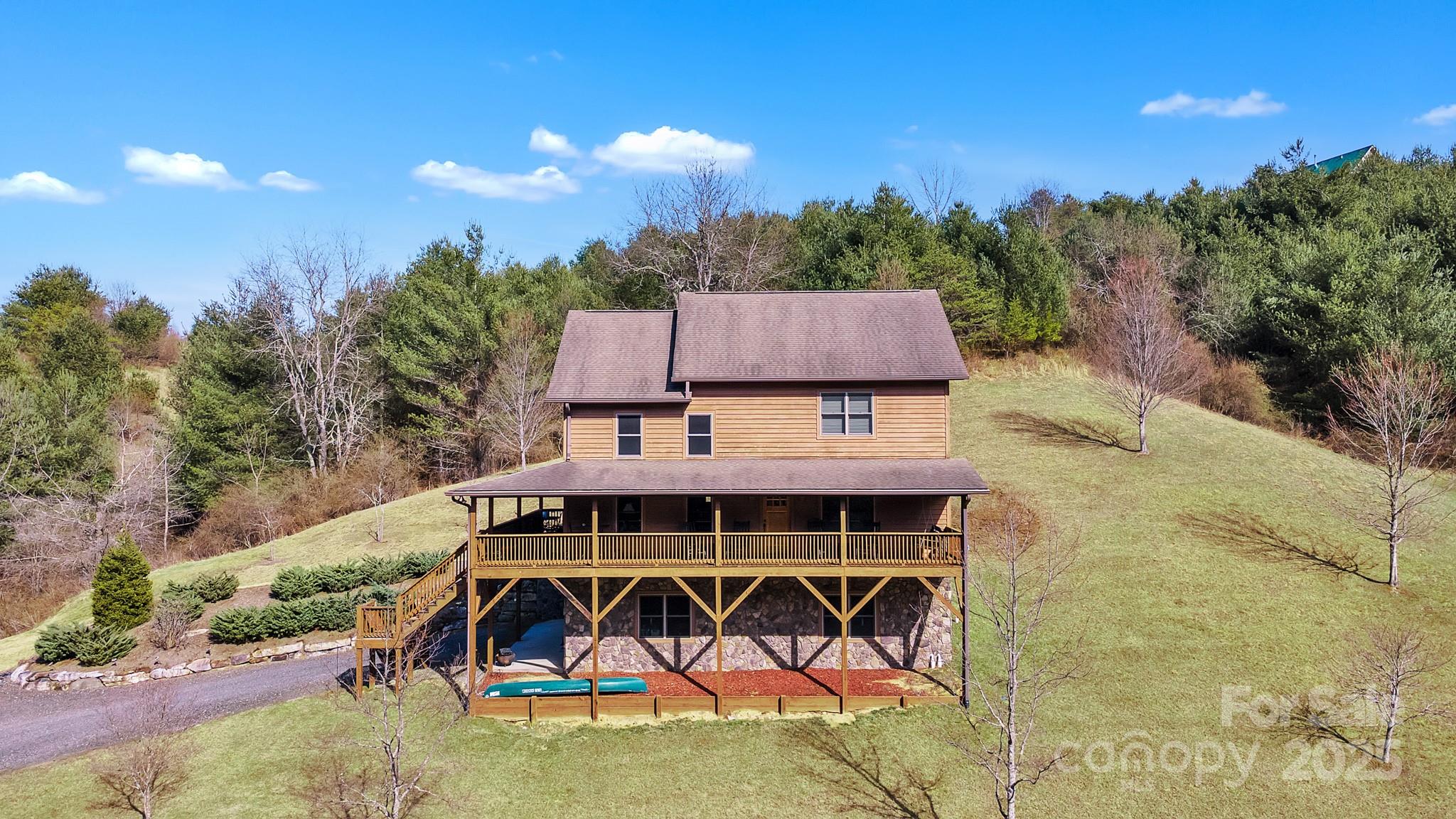 1118 Lucy Bell Road