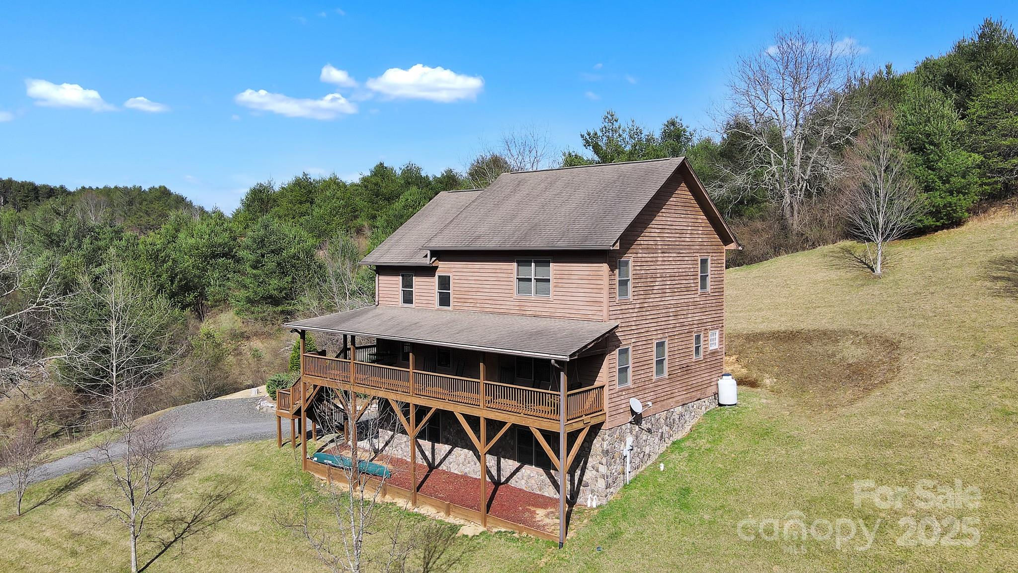 1118 Lucy Bell Road