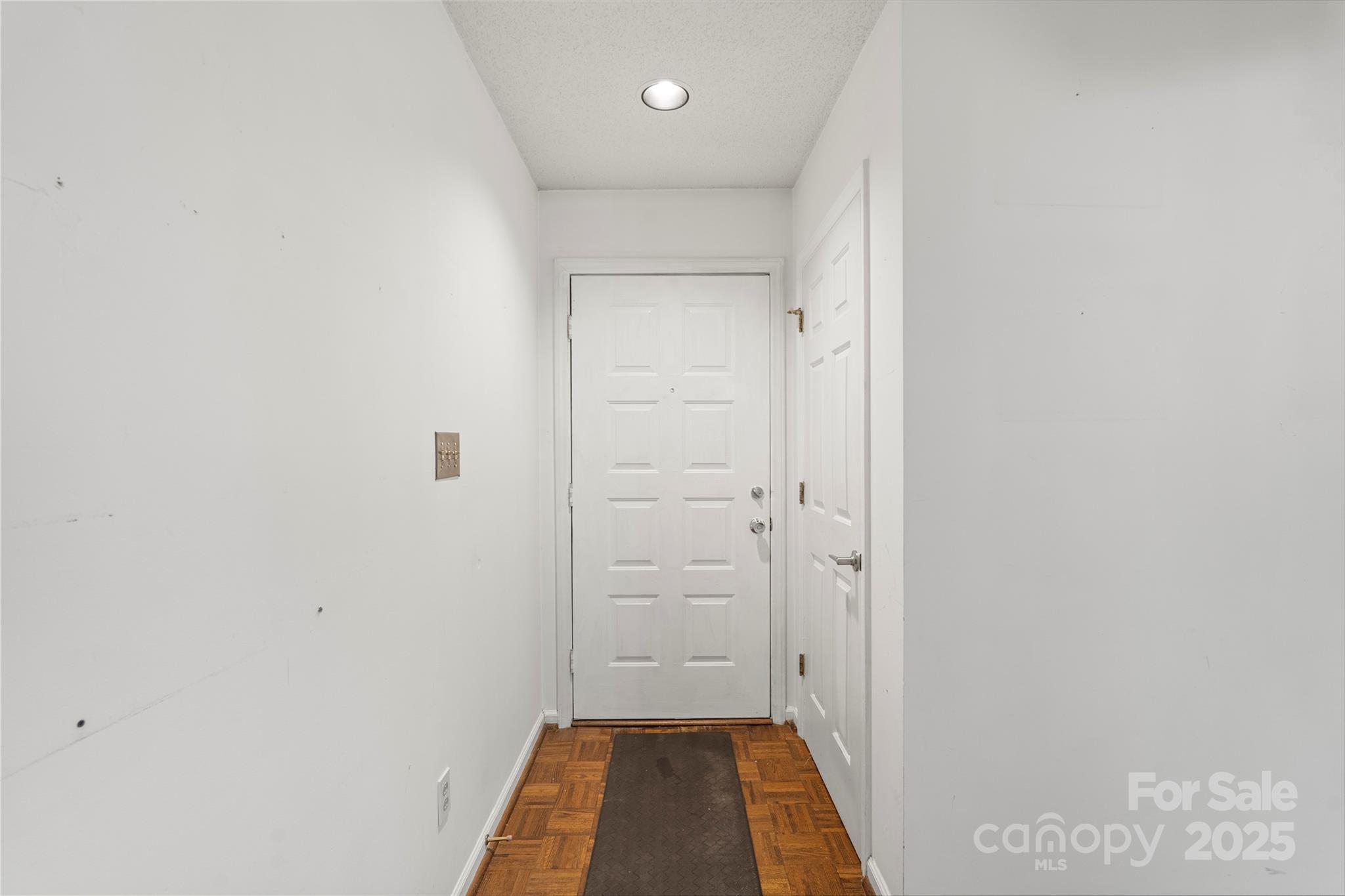 Harris Lake - Residential