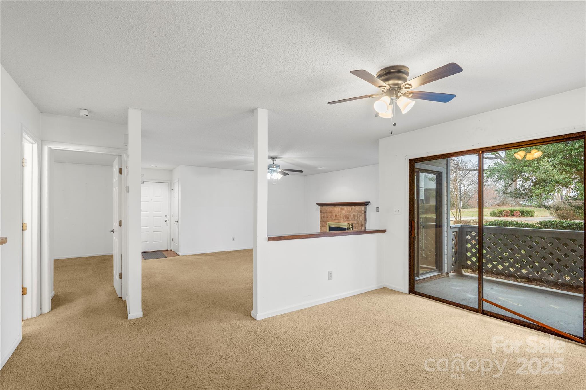 Harris Lake - Residential