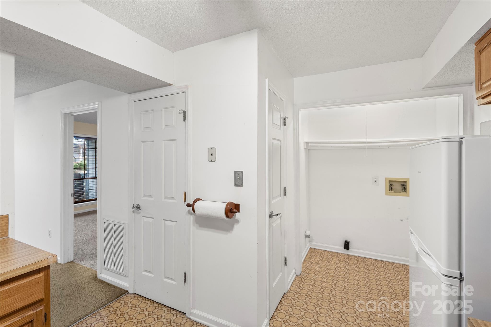 Harris Lake - Residential