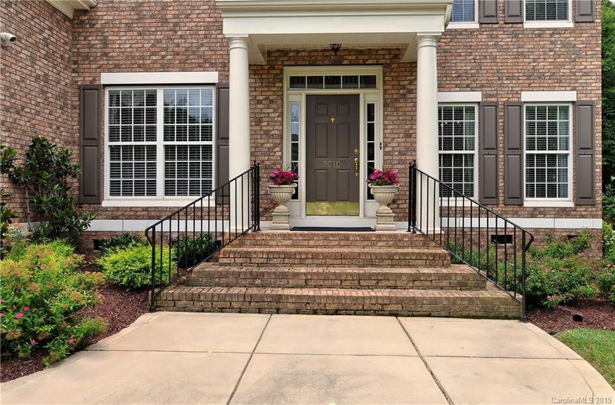 Beautiful full brick home w/3-car side load garage on quite cul-de-sac street.Professional landscaped fenced yard,Lg. Travertine patio w/pergola,and backyard entry to walking trails..Designer interior colors, abundance of high-quality features.Spacious main level master suite.Gourmet kit.,cooking center island,Serving/Eating bar, breakfast bay nook, 2-St. Great Rm.,LR/DR.Upstairs features large Bonus/Media room w /surround sound, 4 additional bedrooms and 2 baths. Highly sought after schools