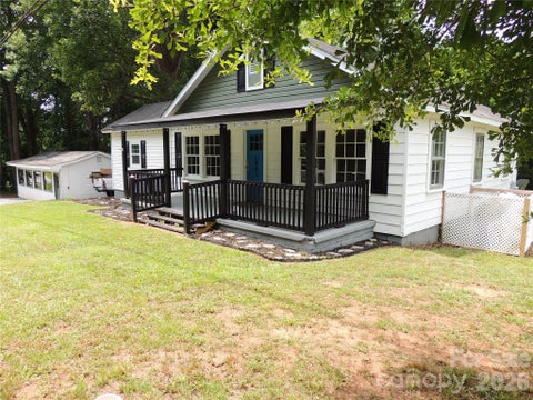 Photo of 1002 S Main Street S, Rutherfordton, NC 28139 (MLS # 4398133)