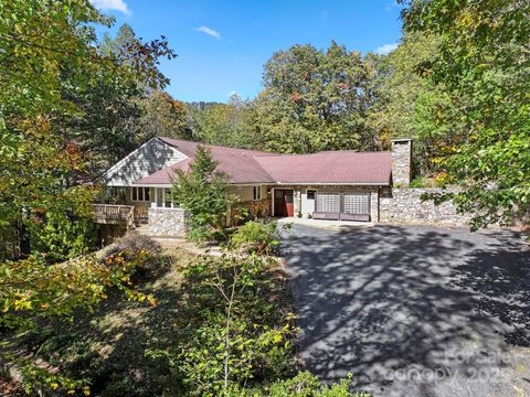 Photo of 8 Covewood Road, Asheville, NC 28805 (MLS # 4313855)