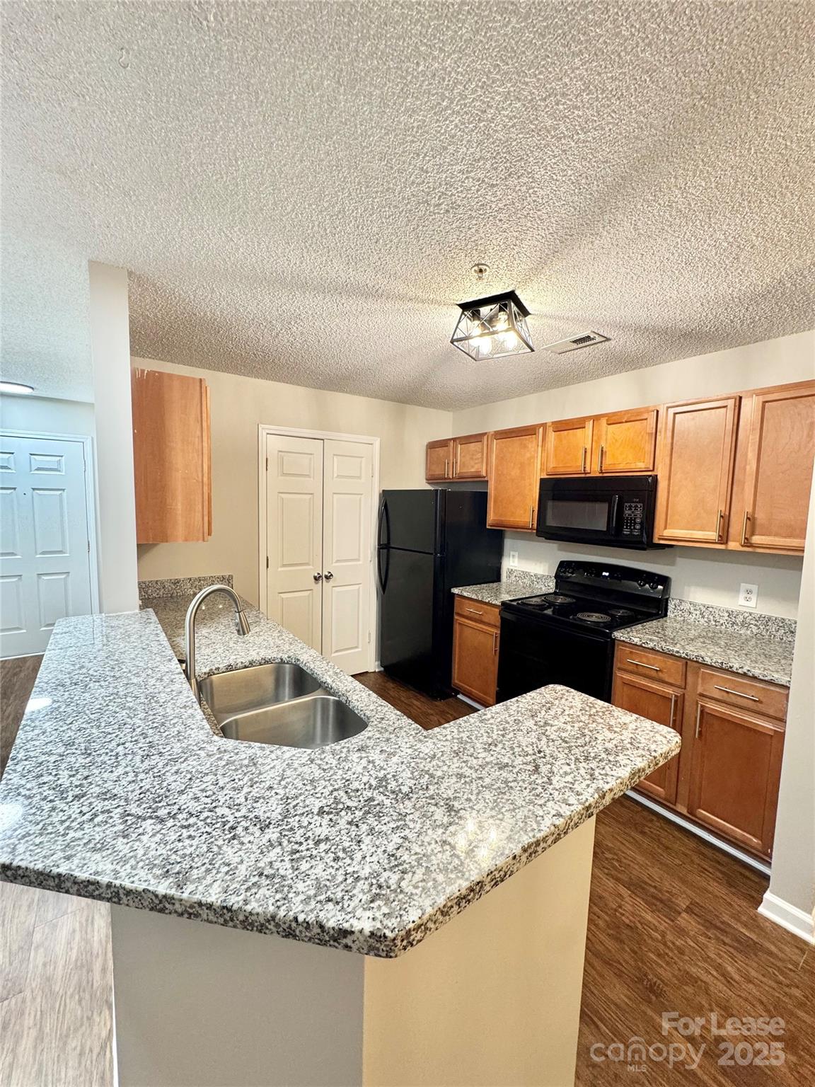 Lakeview - Residential Lease