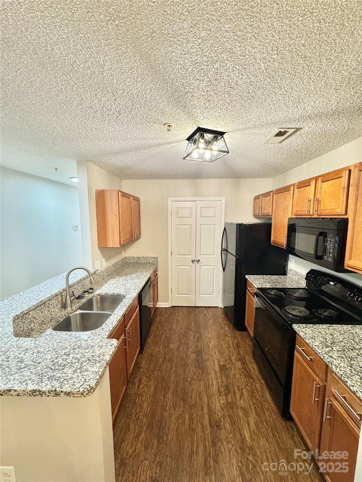 Lakeview - Residential Lease