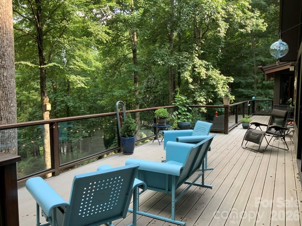 Laurel Ridge - Residential