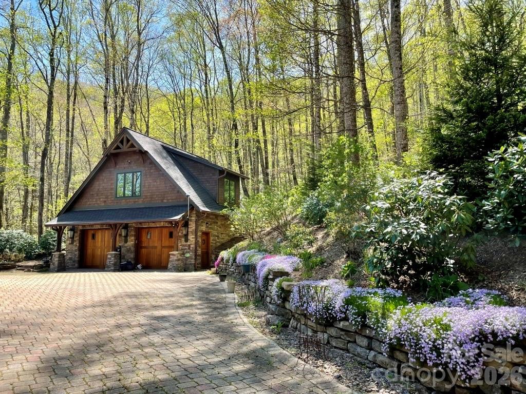 Laurel Ridge - Residential