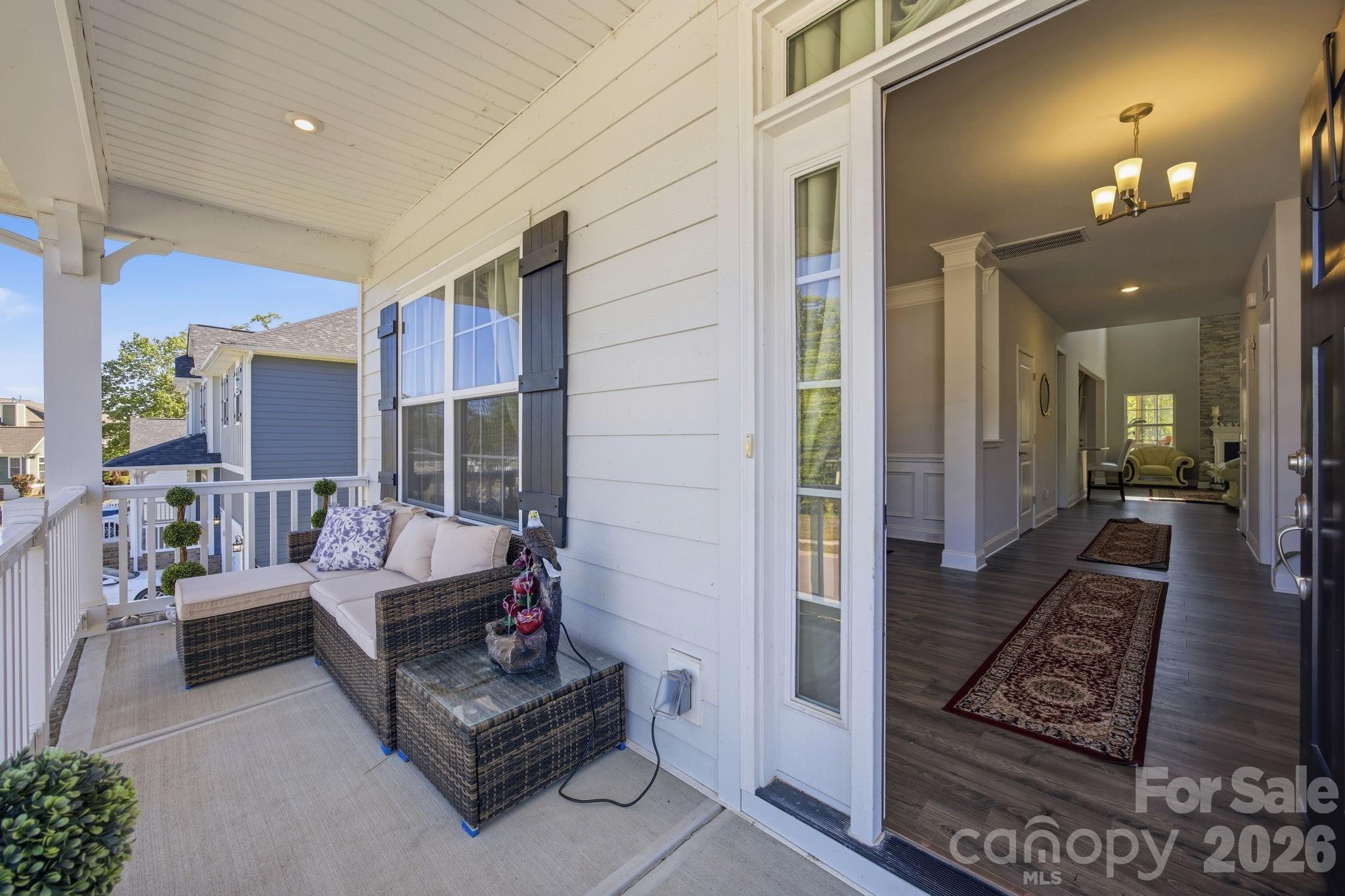 11836 Glenwood Drive