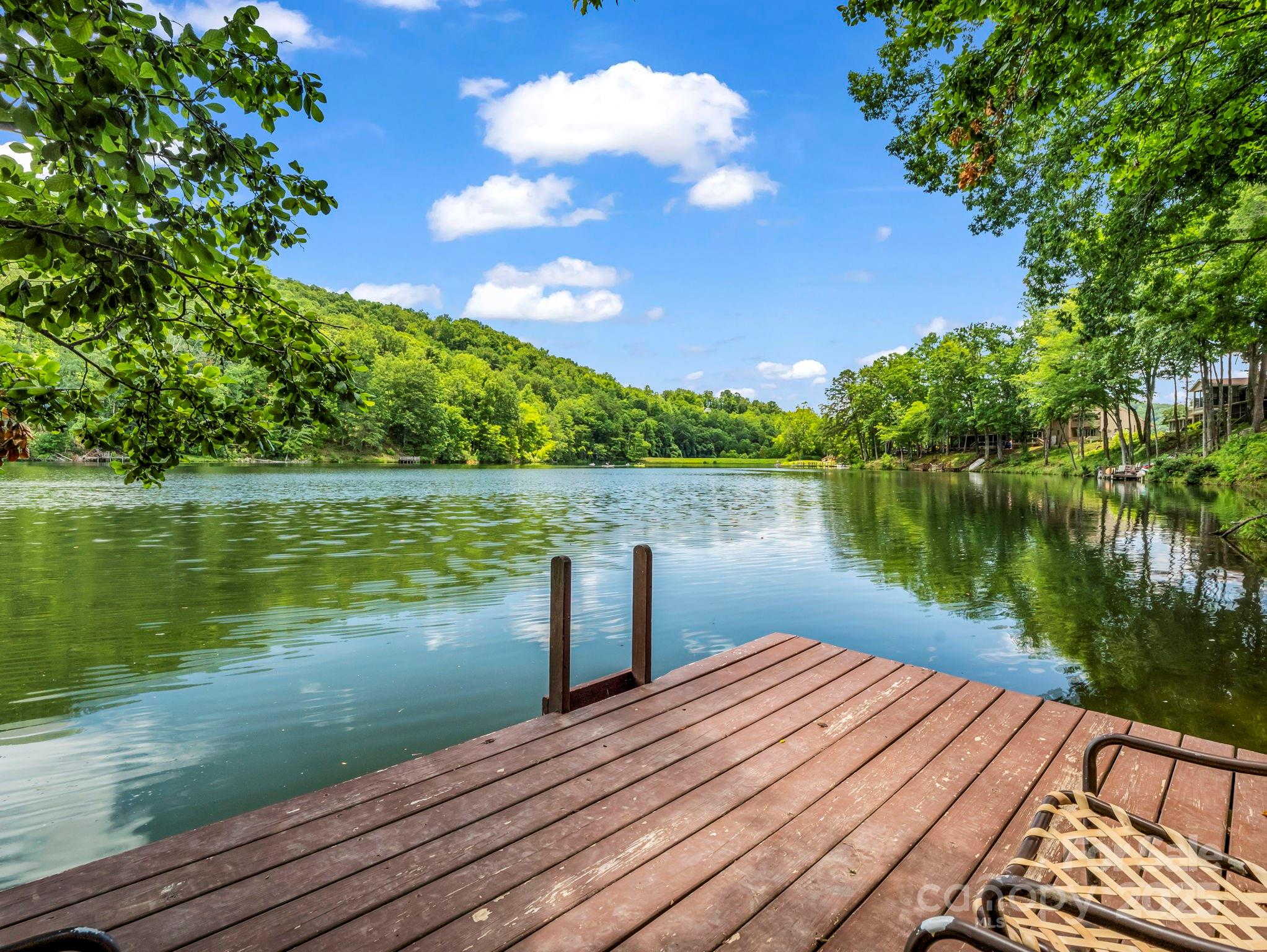 140 West Lake Drive 301