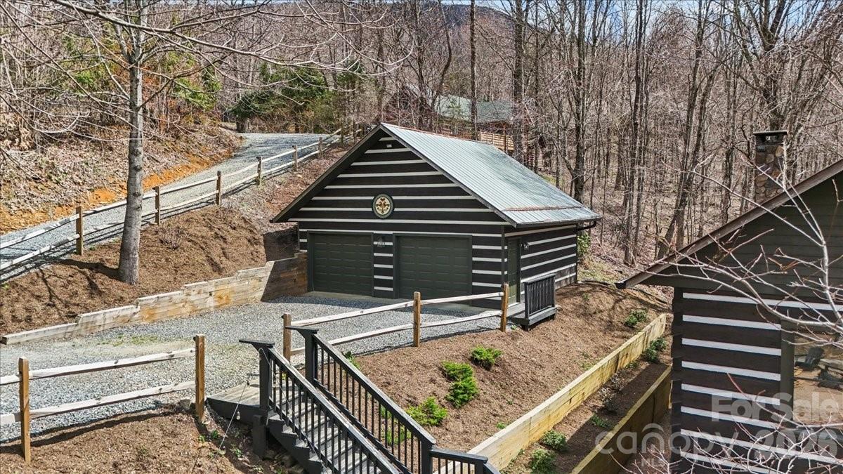 1444 Rich Mountain Road