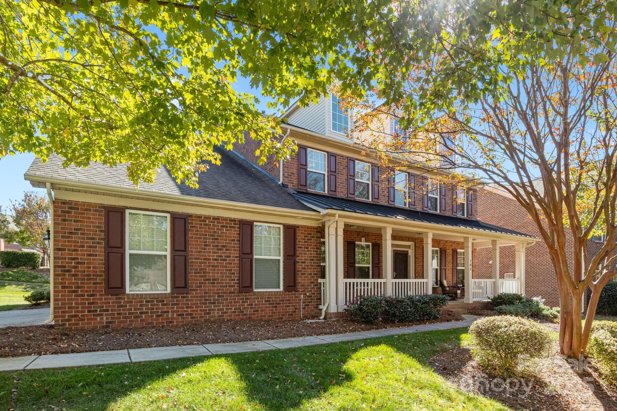 103 Glenholden Lane
