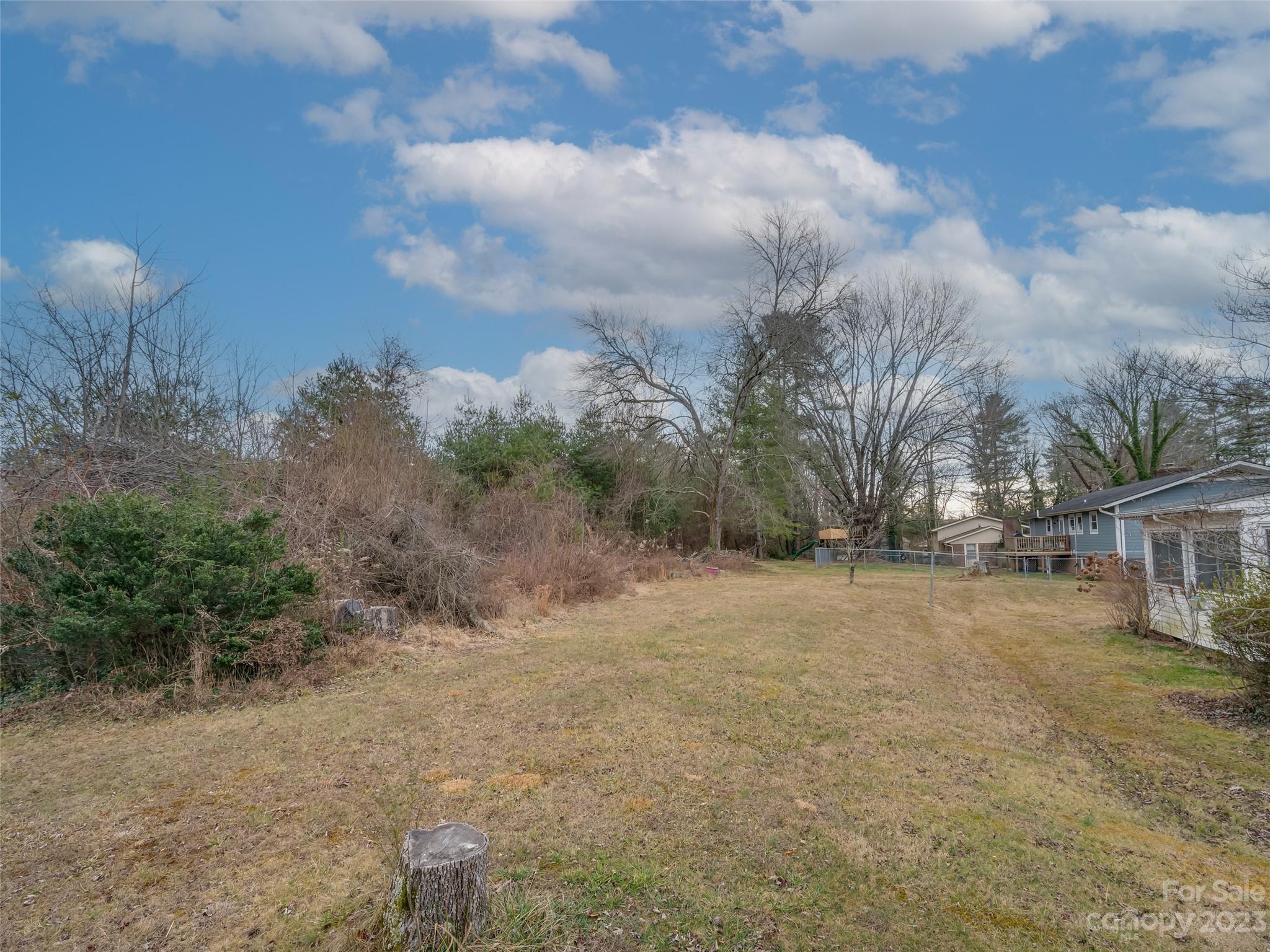 Brookland Manor - Residential